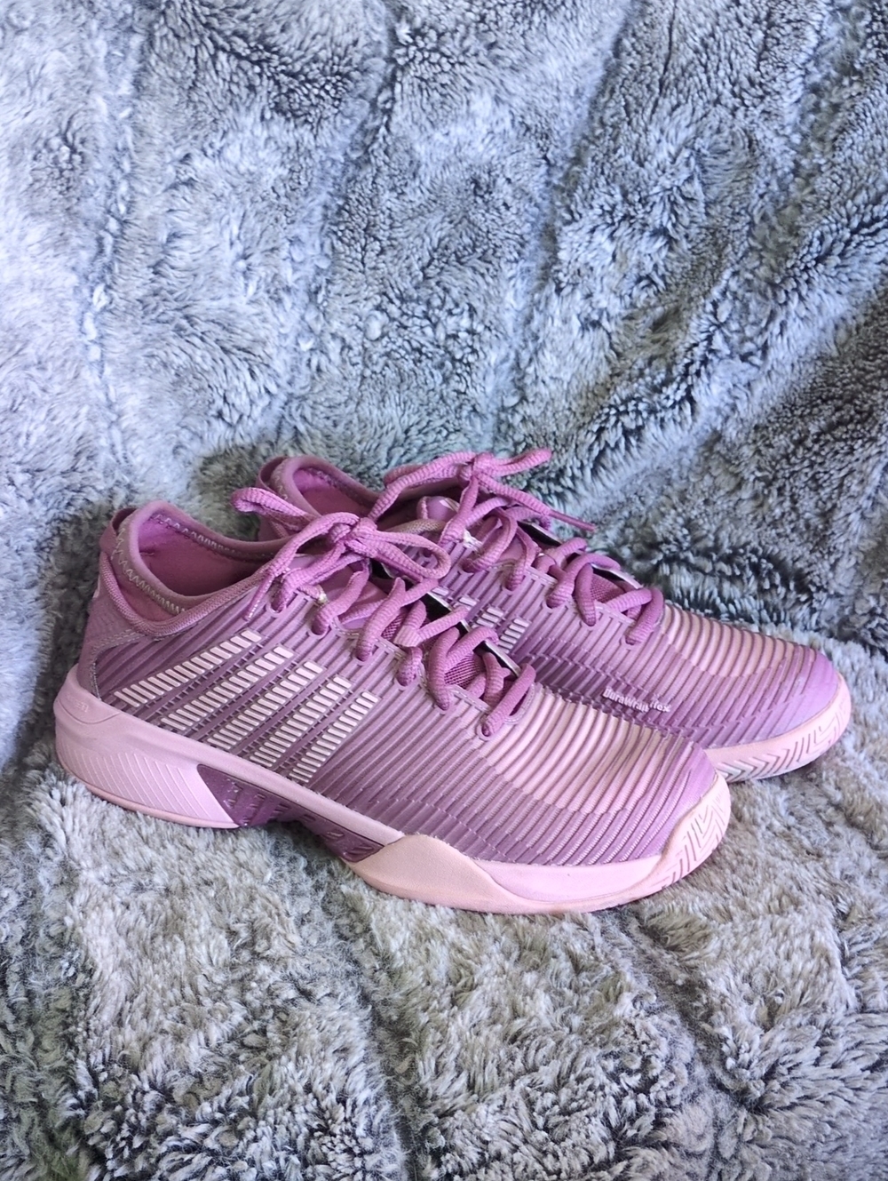 K-Swiss Hypercourt Express 2  Women's Sz 8.5